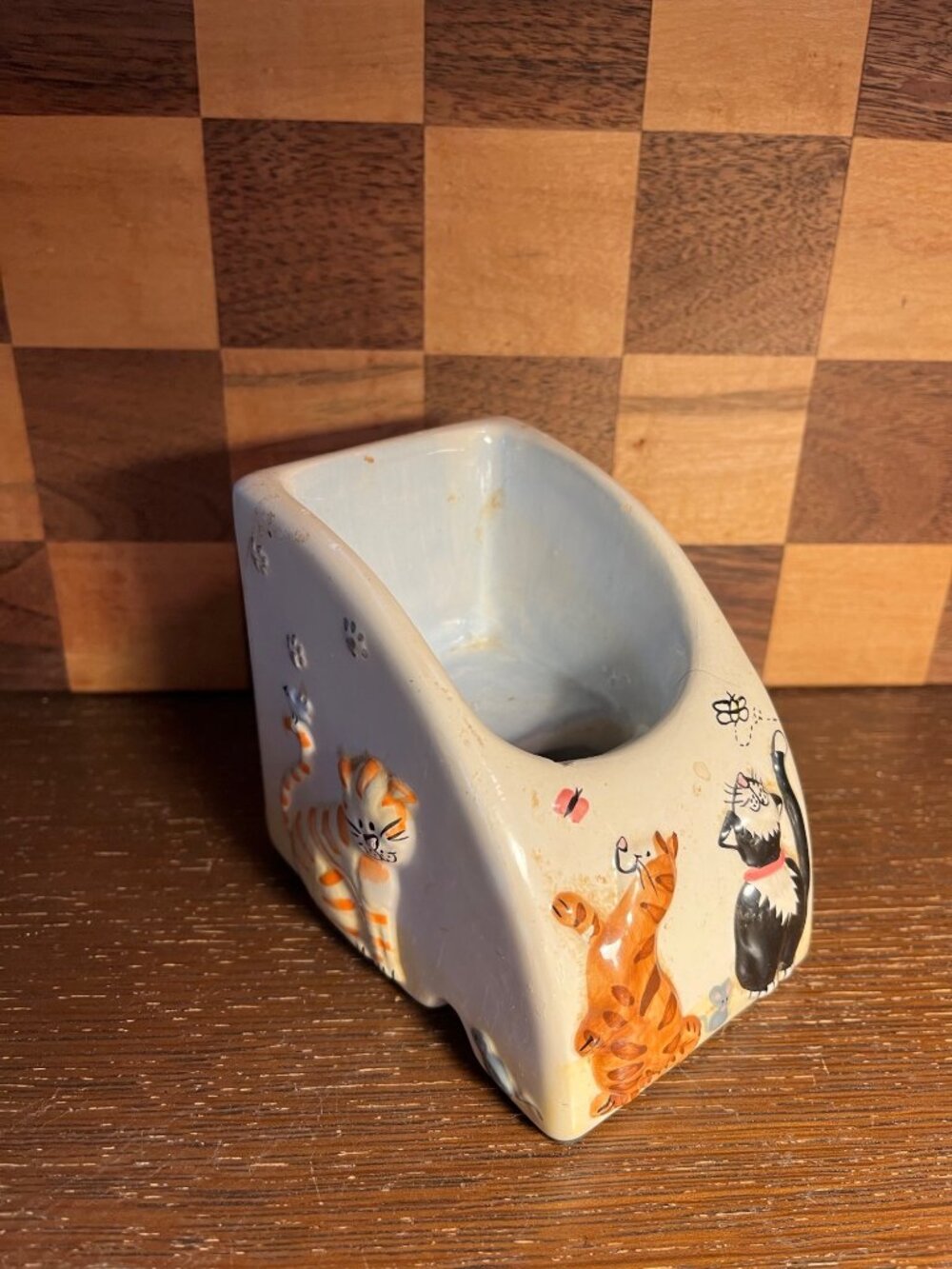 Ceramic Cat Desk Accessory Holder for Narrow Phone A1000